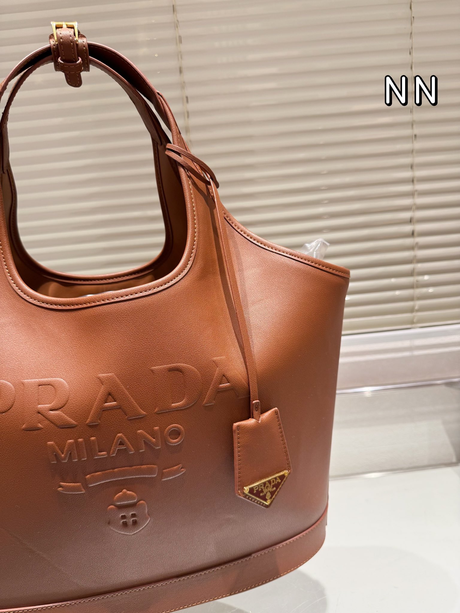 pra-new-arrival-tote-bag-size-28-22-cm-1272