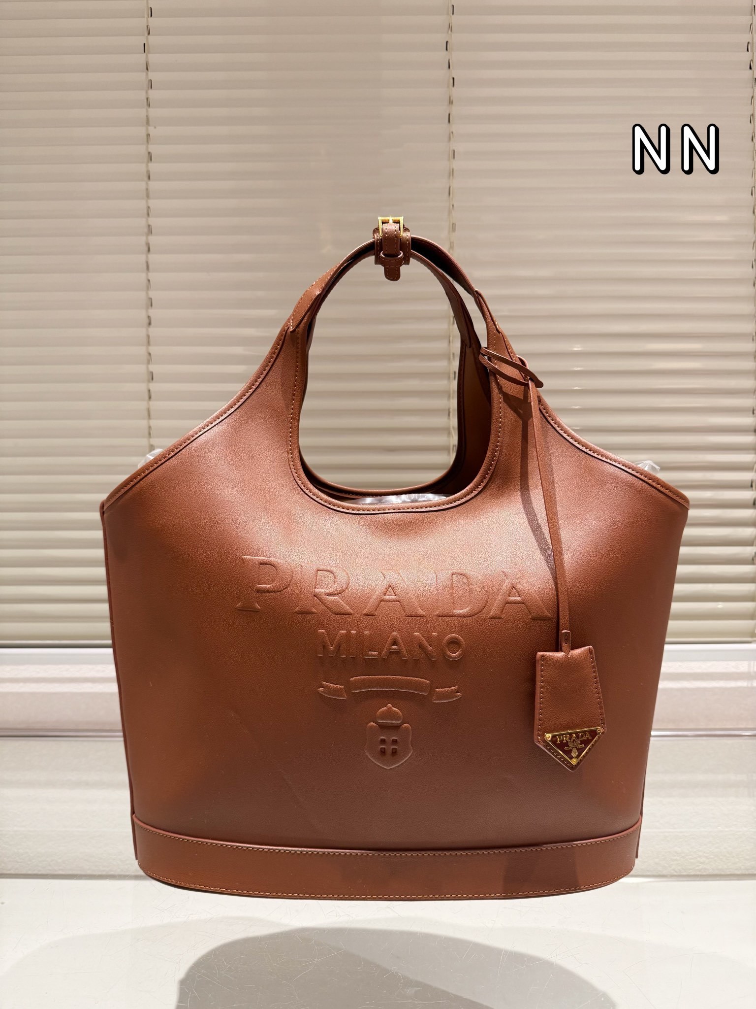 pra-new-arrival-tote-bag-size-28-22-cm-1272