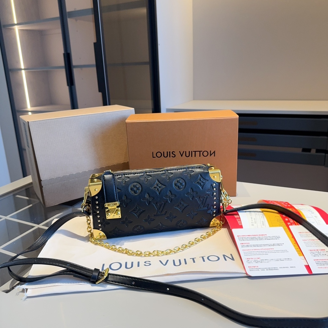 louis-new-arrival-slim-trunk-bag-size-23-11-5-cm-7573