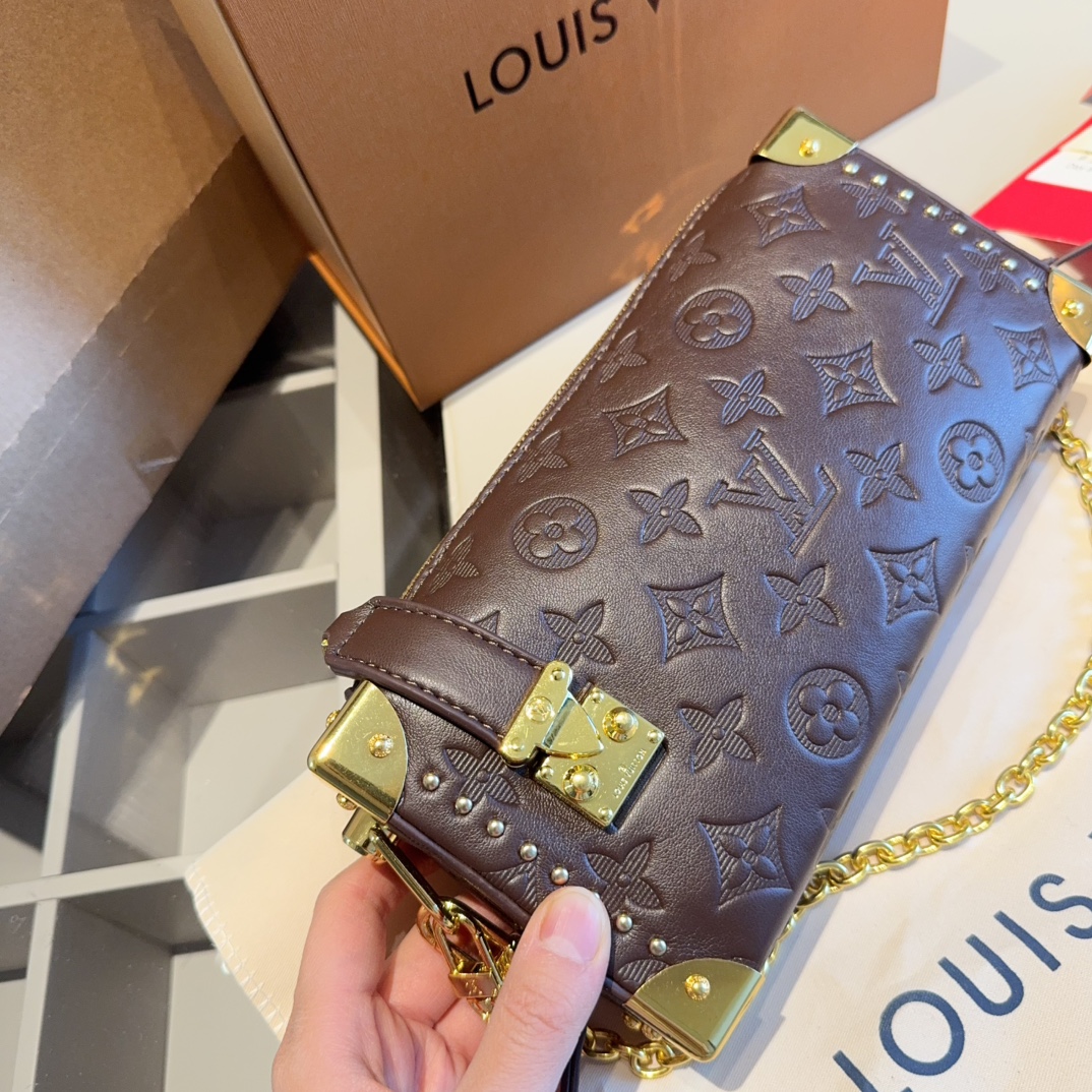 louis-new-arrival-slim-trunk-bag-size-23-11-5-cm-7573