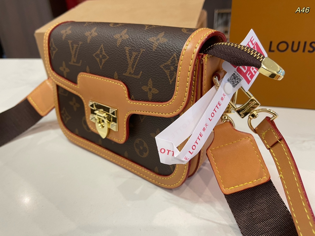 Louis 2025 new arrival bag size: 20*13cm