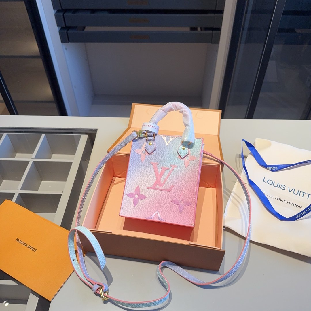 louis-new-arrival-pink-mini-tote-bag-size-14-17-5-cm-7849