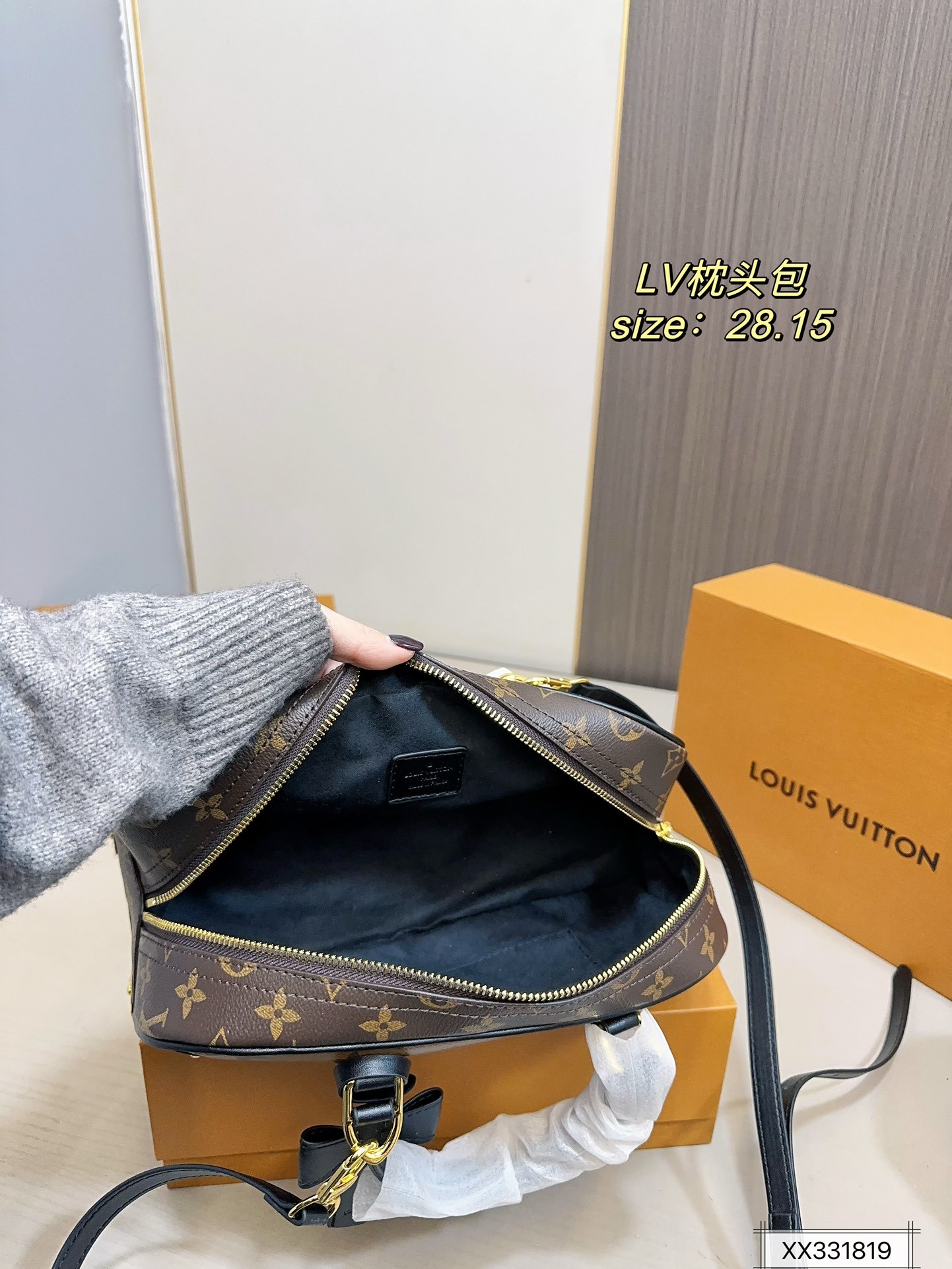 louis-new-arrival-bag-size-28-15-cm-8662