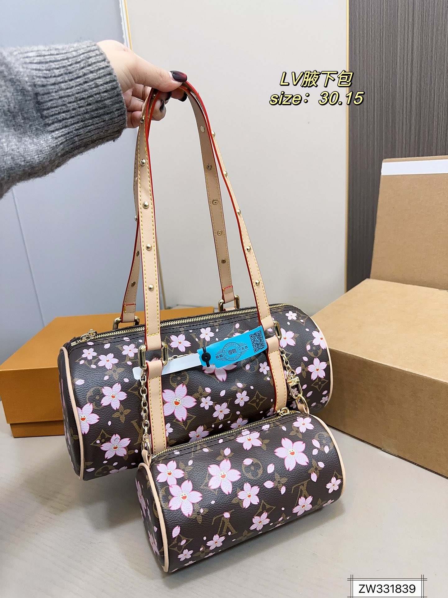Louis new arrival hobo bag size:30 * 15 cm