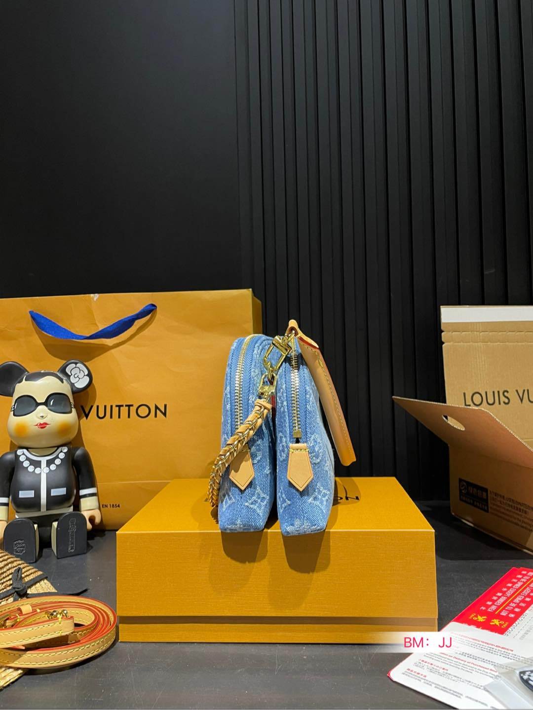 Louis new arrival bb denim bag size: 24*15 cm