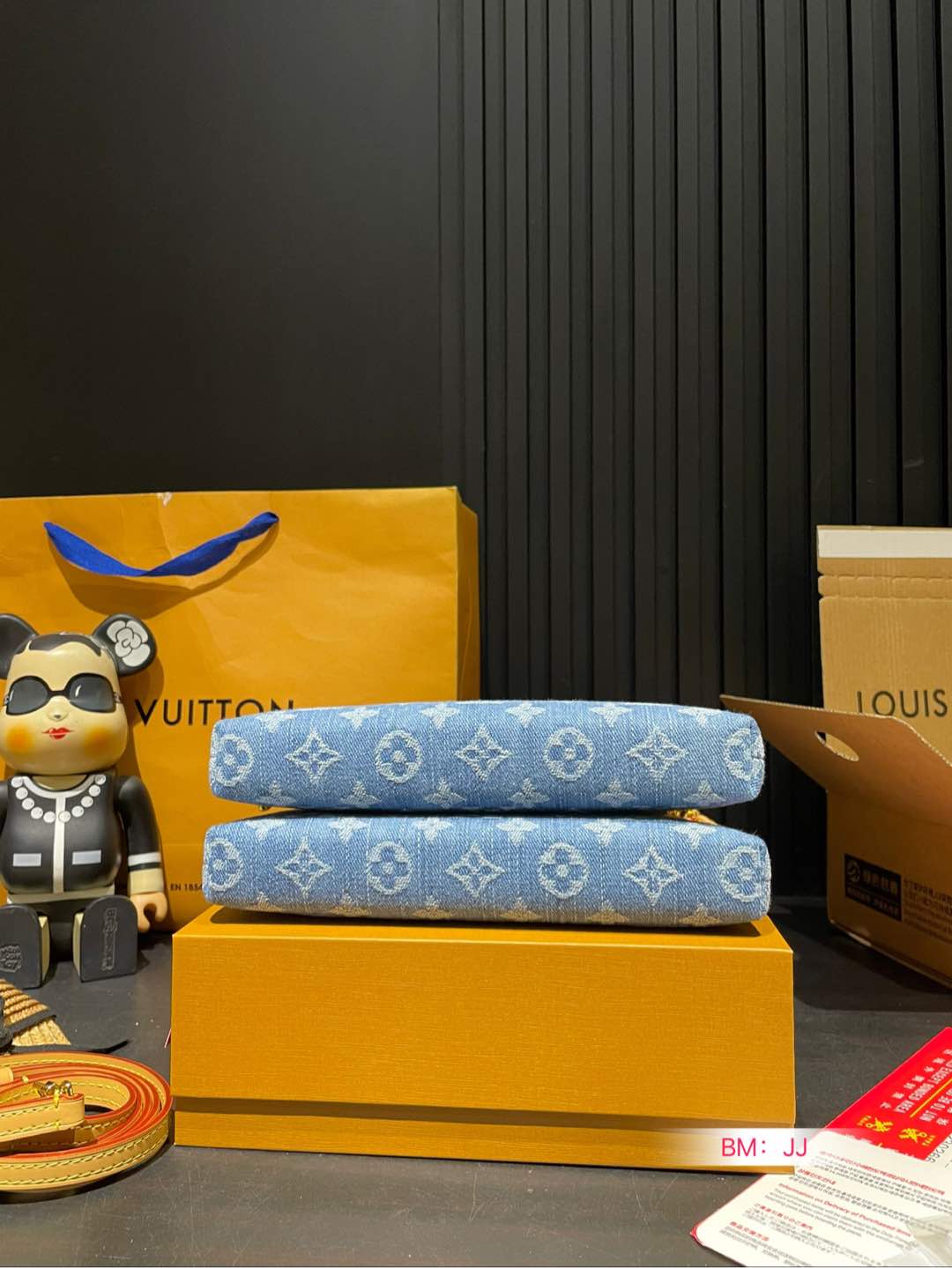 Louis new arrival bb denim bag size: 24*15 cm