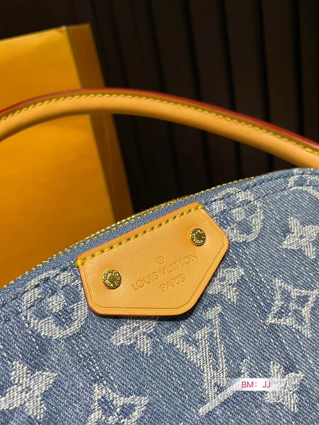 Louis new arrival bb denim bag size: 24*15 cm