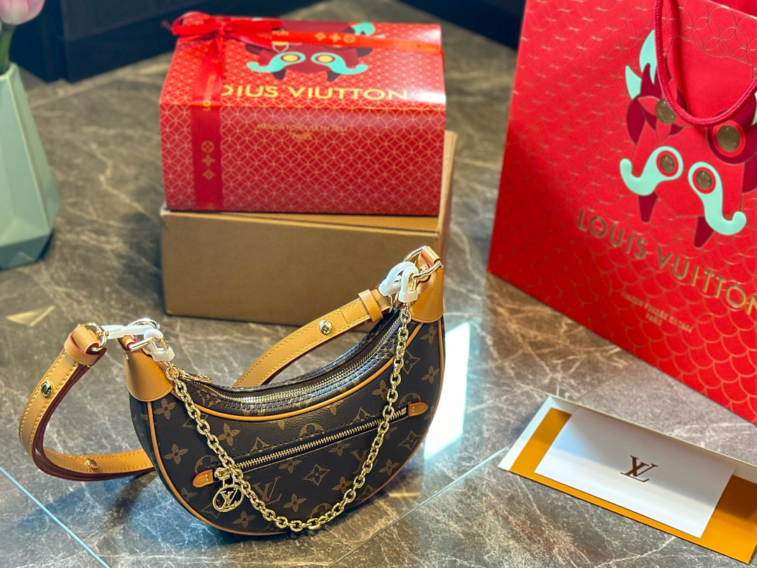 Louis new arrival Loop bag size: 23*13*6 cm