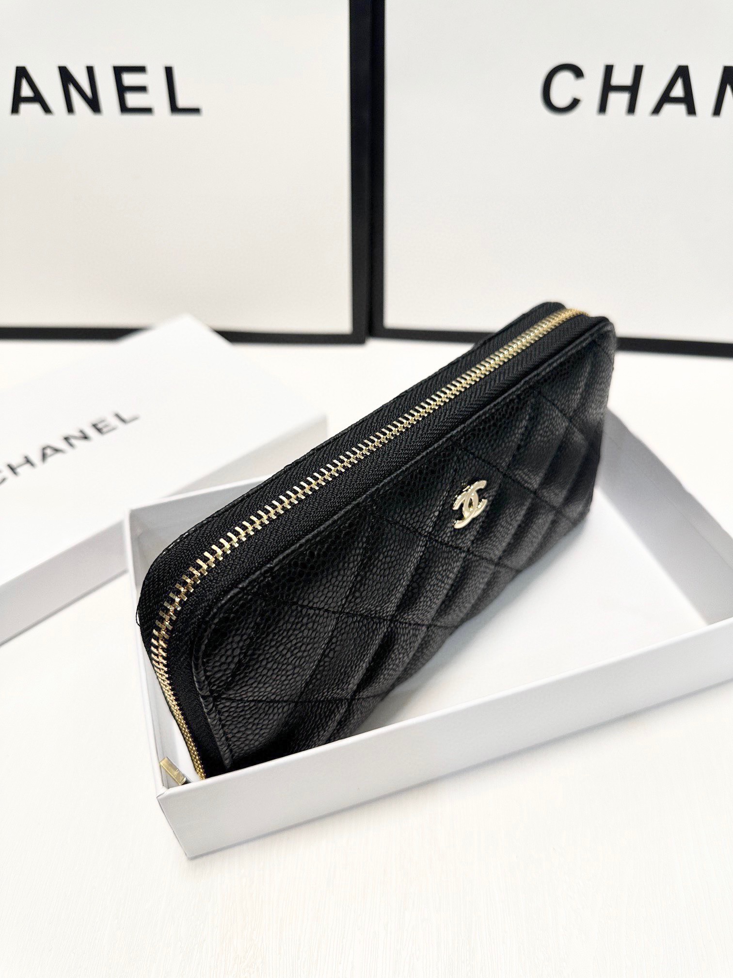 cc new arrival caviar wallet size: 19*10 cm