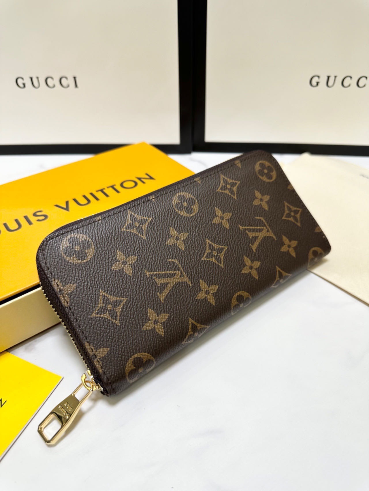 louis-new-arrival-wallet-015-size-20-10-cm-9951