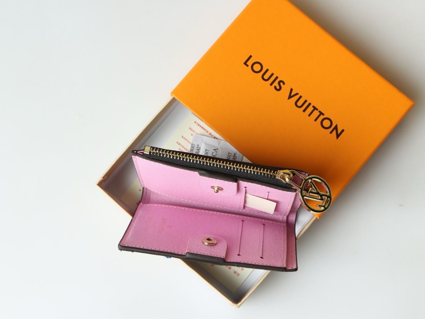 louis-new-arrival-mportefeuille-lisa-wallet-size-11-5-9-cm-9217