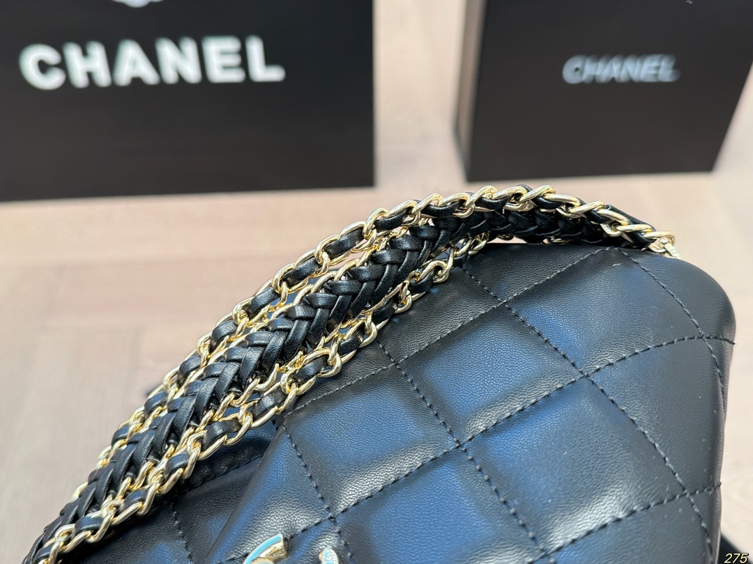 cc-2025-new-arrival-chain-bag-size-22-15-cm-4777