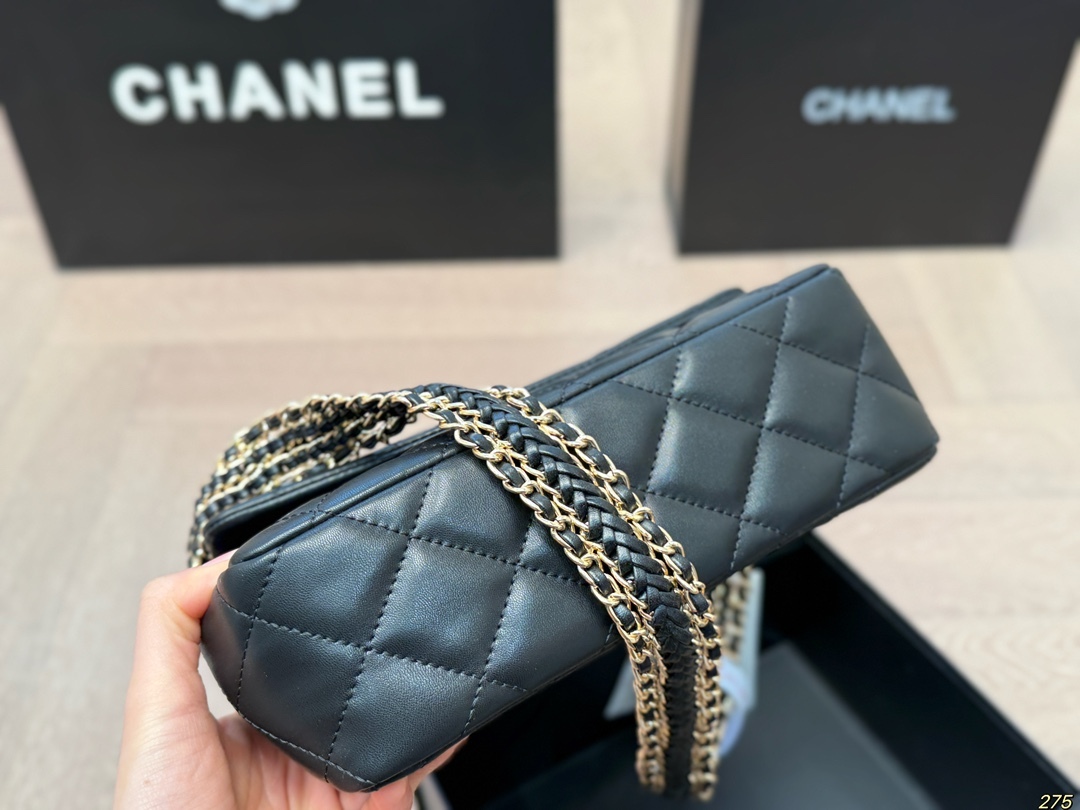 cc-2025-new-arrival-chain-bag-size-22-15-cm-4777