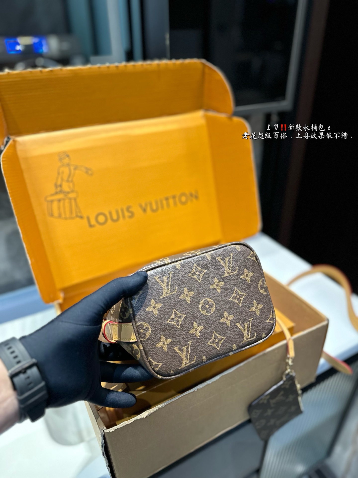 Louis new arrival ALL IN BB bucket bag size:17 * 18.5 cm