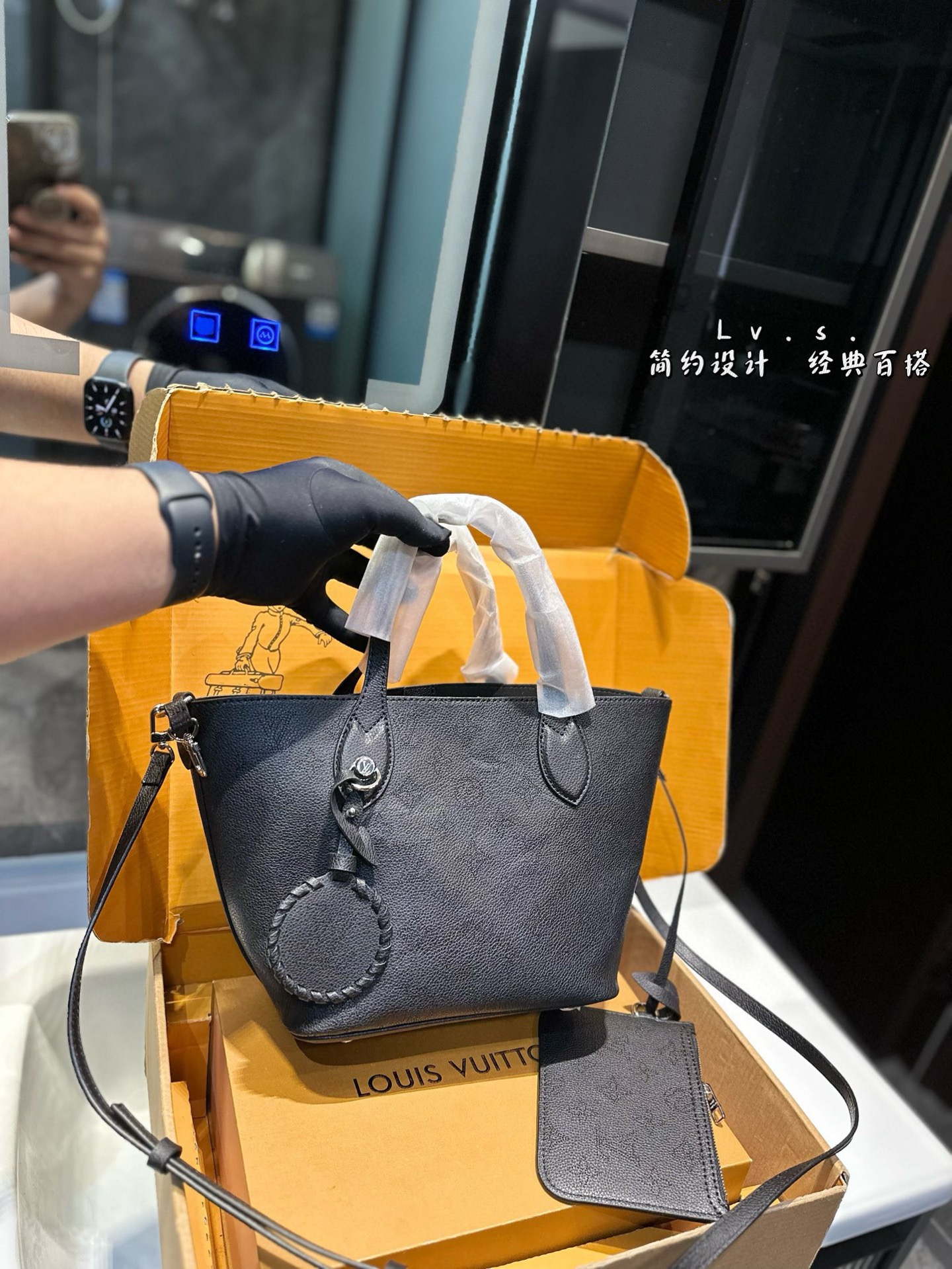 louis-new-arrival-tote-bucket-bag-size-21-20cm-7971