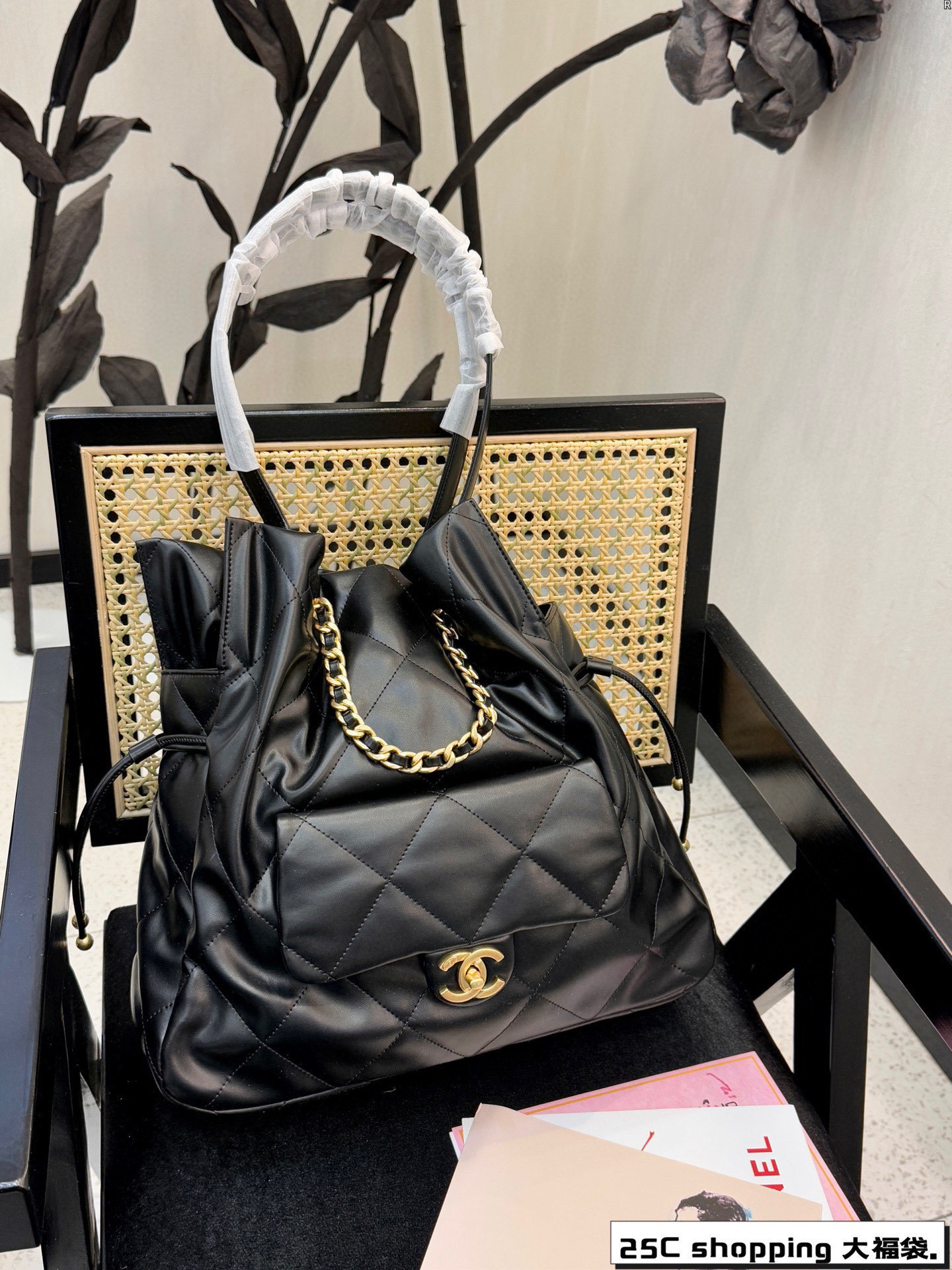 cc-new-arrival-25c-shopping-tote-bag-size-34-33-cm-1945