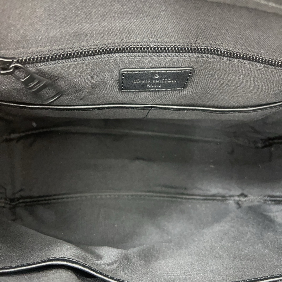 Louis new arrival briefcase laptop bag 004 size: 38*28 cm