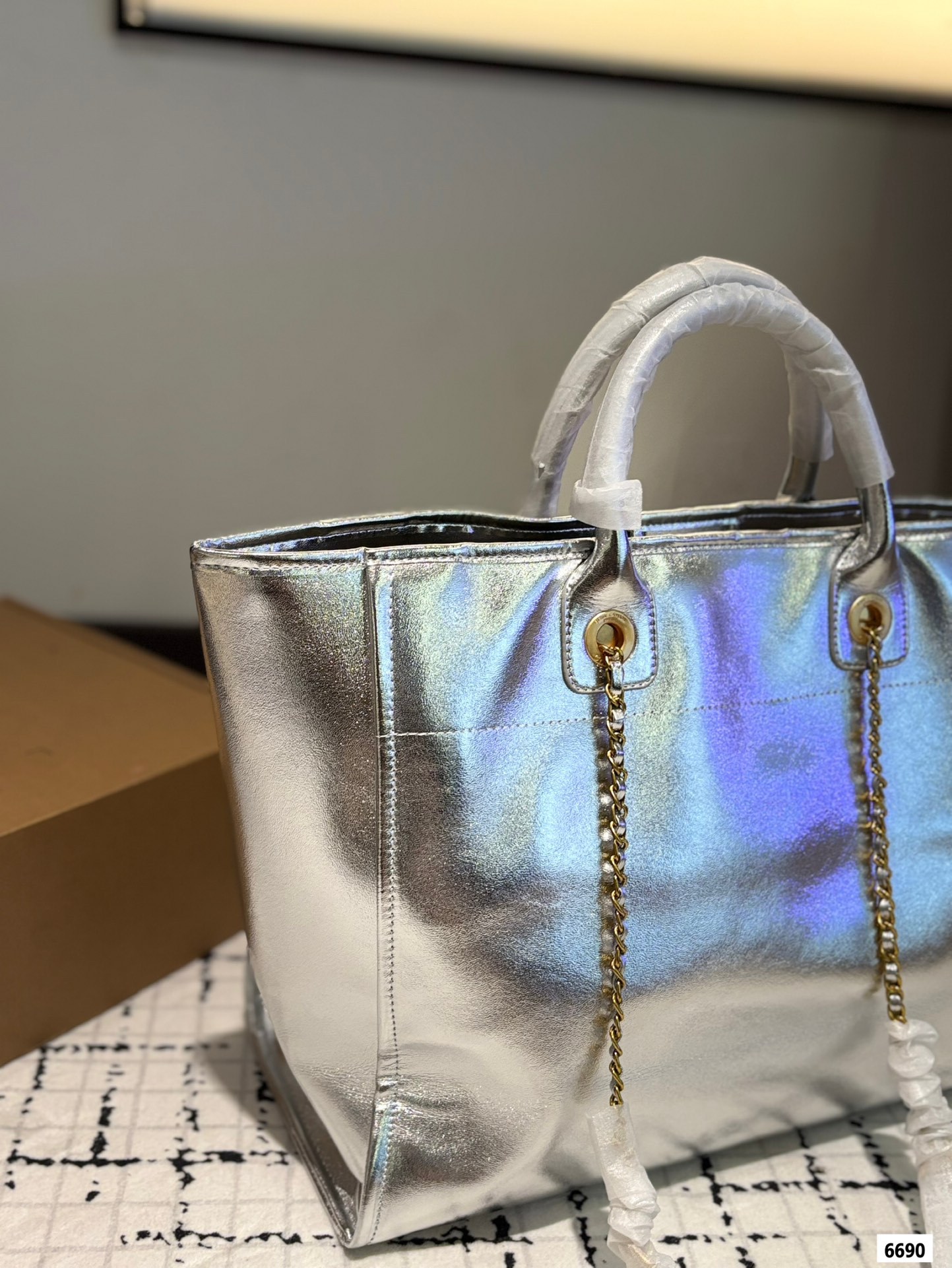 cc-new-arrival-tote-bag-gold-silver-size-36-30-cm-959