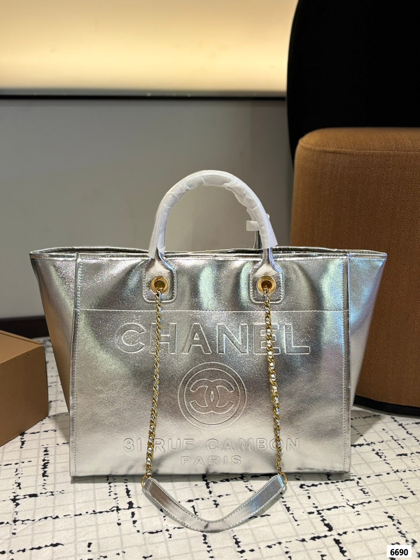 cc-new-arrival-tote-bag-gold-silver-size-36-30-cm-959