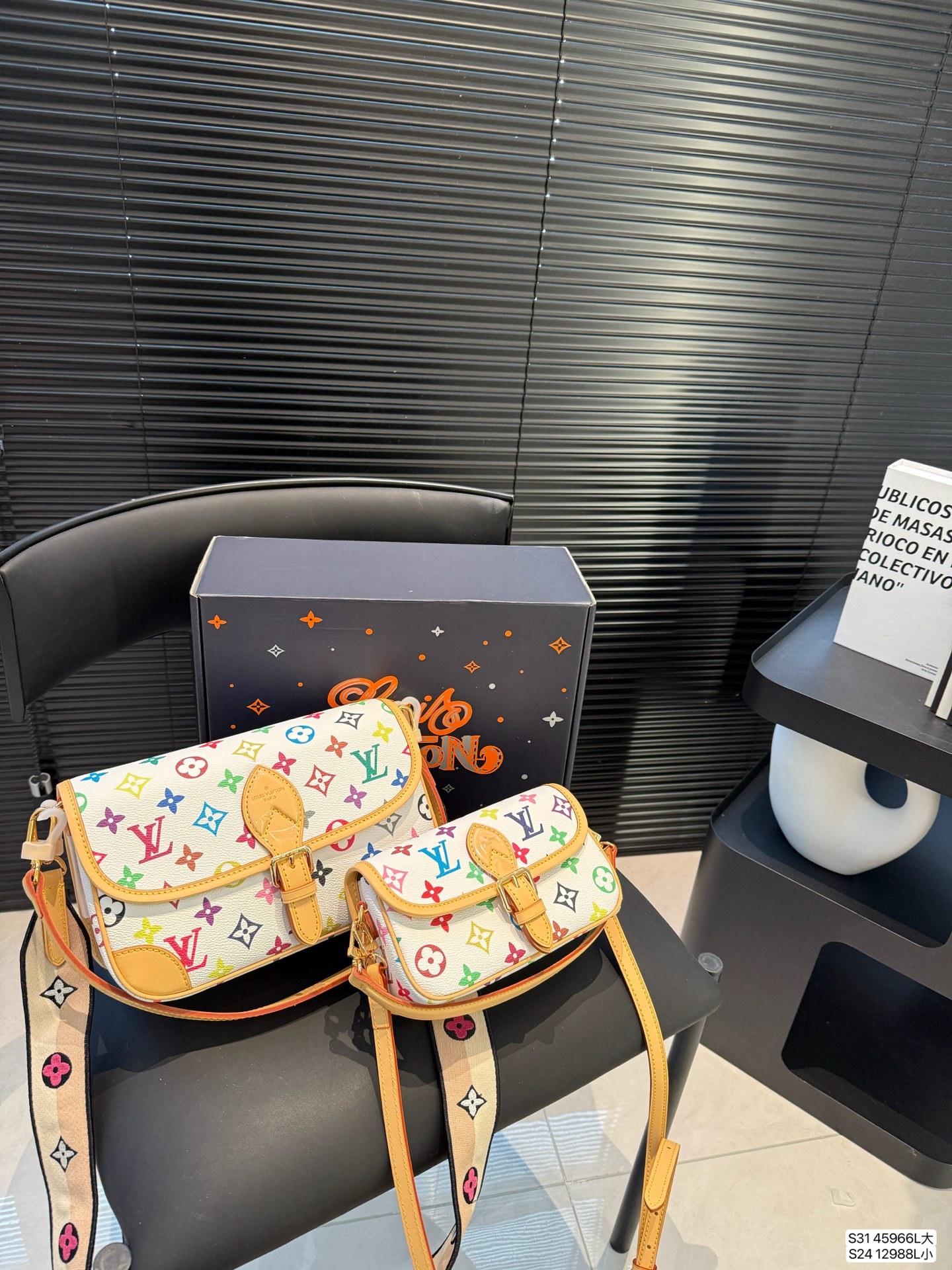 louis-new-arrival-hobo-baguette-bag-3924