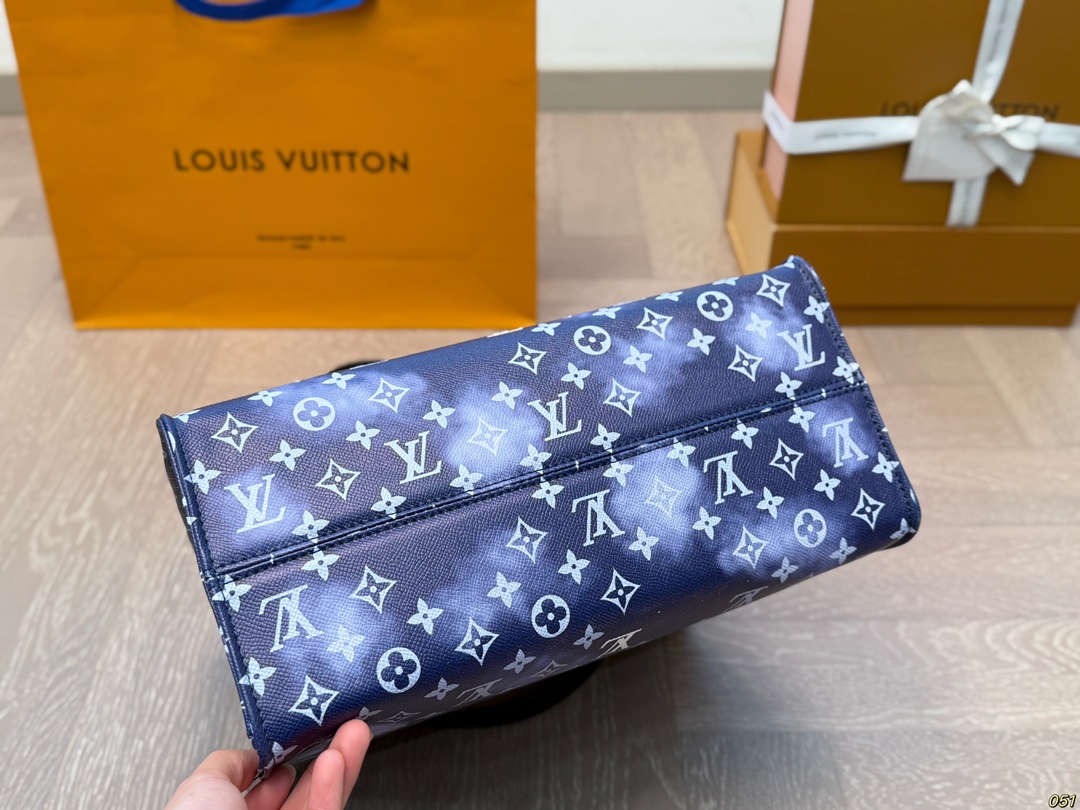 louis-new-arrival-onthego-tote-bag-size-32-26-cm-306