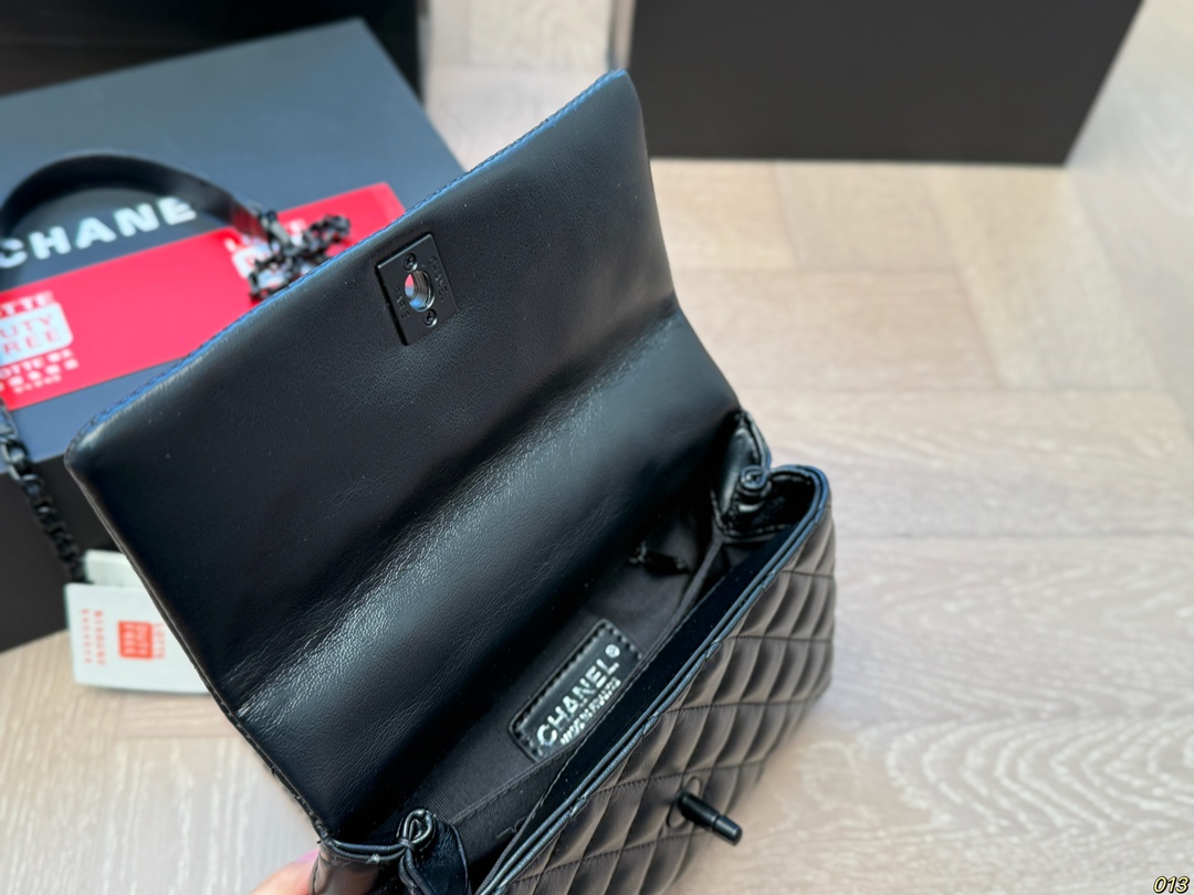 Cc new arrival Coco Handle bag size: 22*14 cm