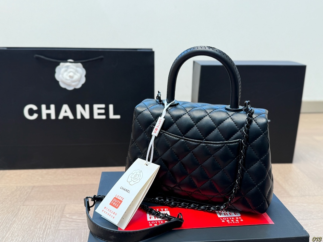 Cc new arrival Coco Handle bag size: 22*14 cm