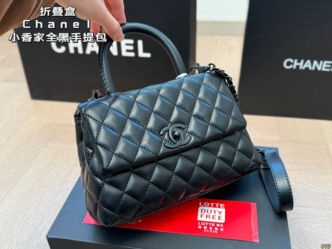 cc-new-arrival-coco-handle-bag-size-22-14-cm-9866