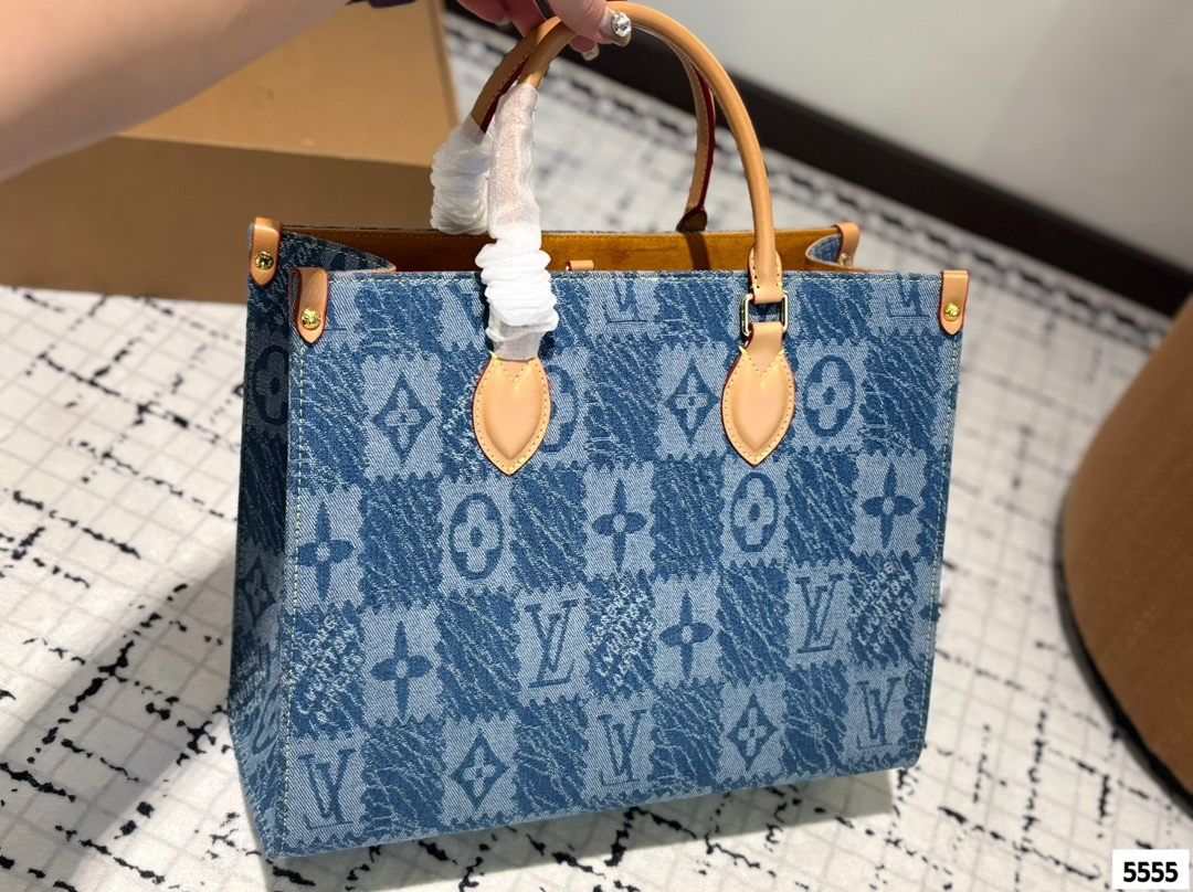 Louis new arrival Onthego denim tote bag size: 35*28*14 cm