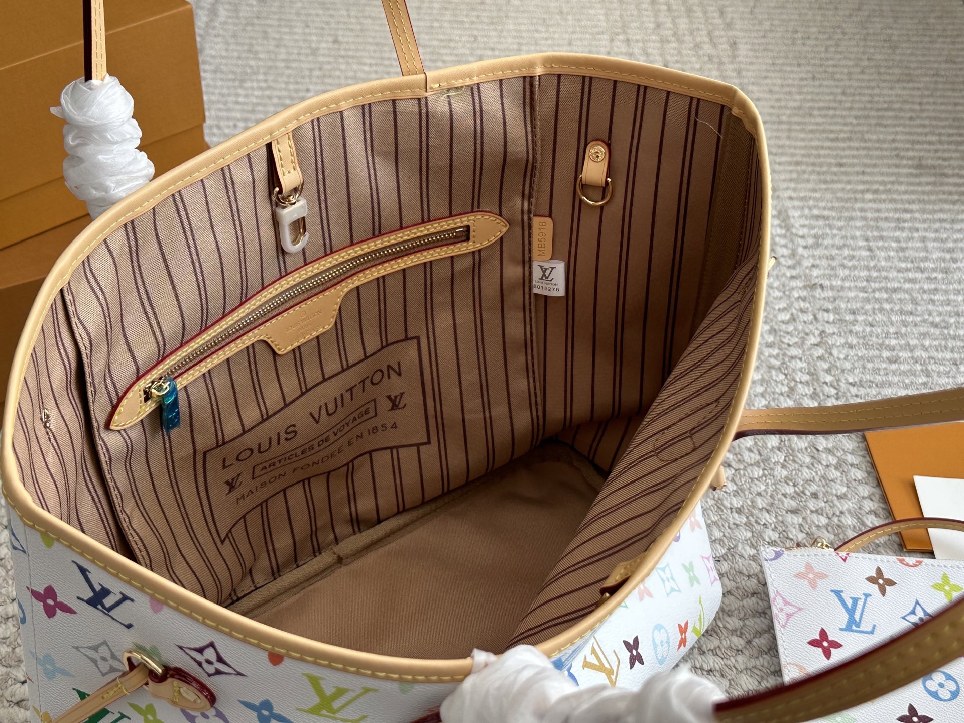 Louis new arrival neverfull N41605 bag size: 32*29*17 cm