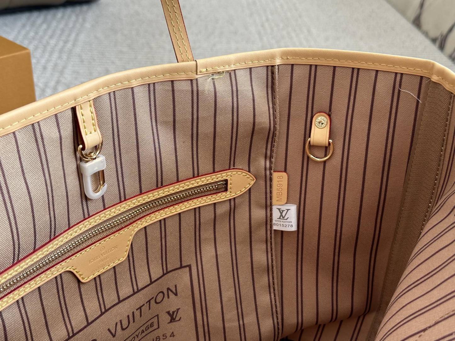 Louis new arrival neverfull N41605 bag size: 32*29*17 cm