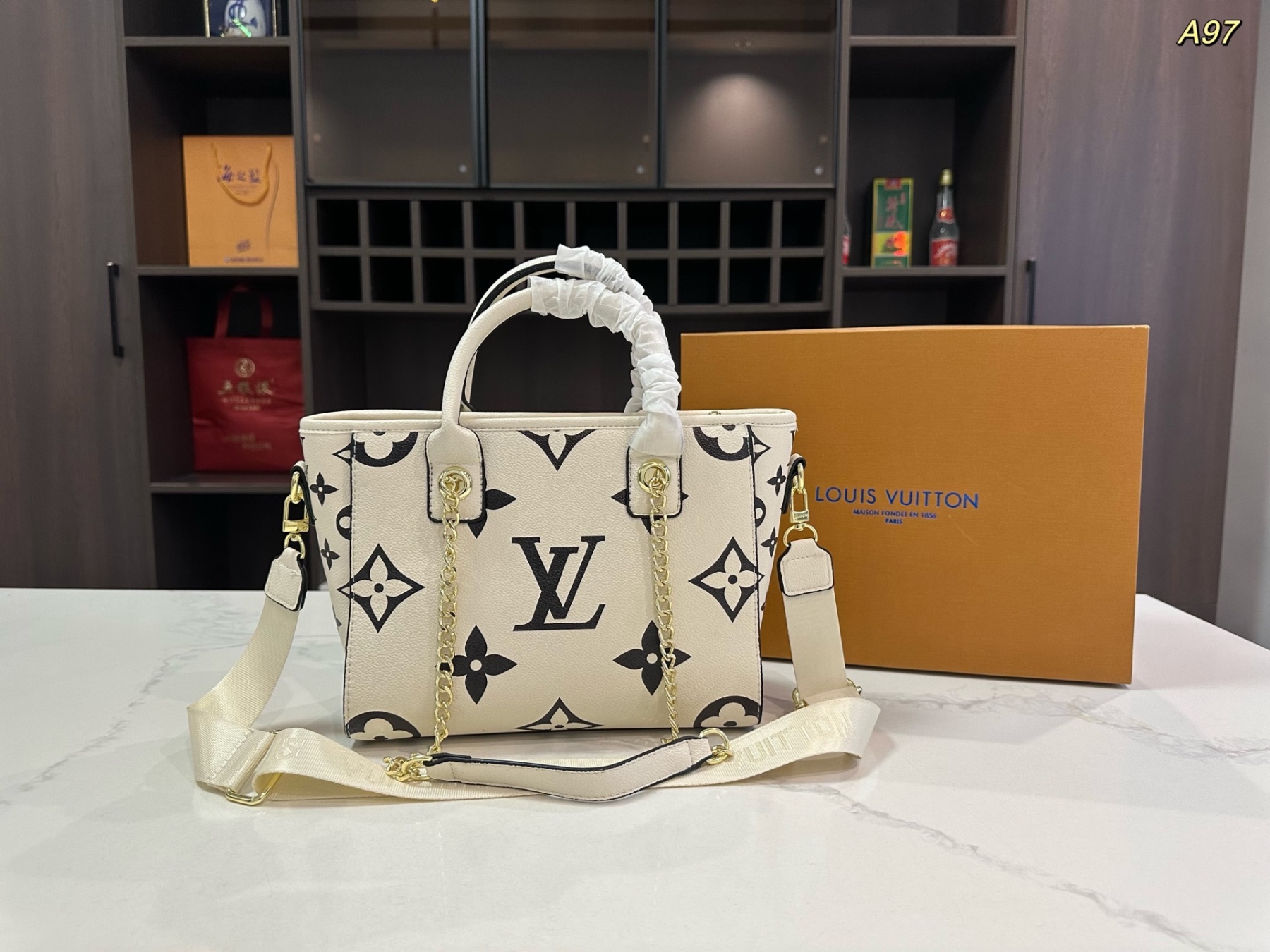 louis-new-arrival-tote-bag-size-26-22cm-cm-9029