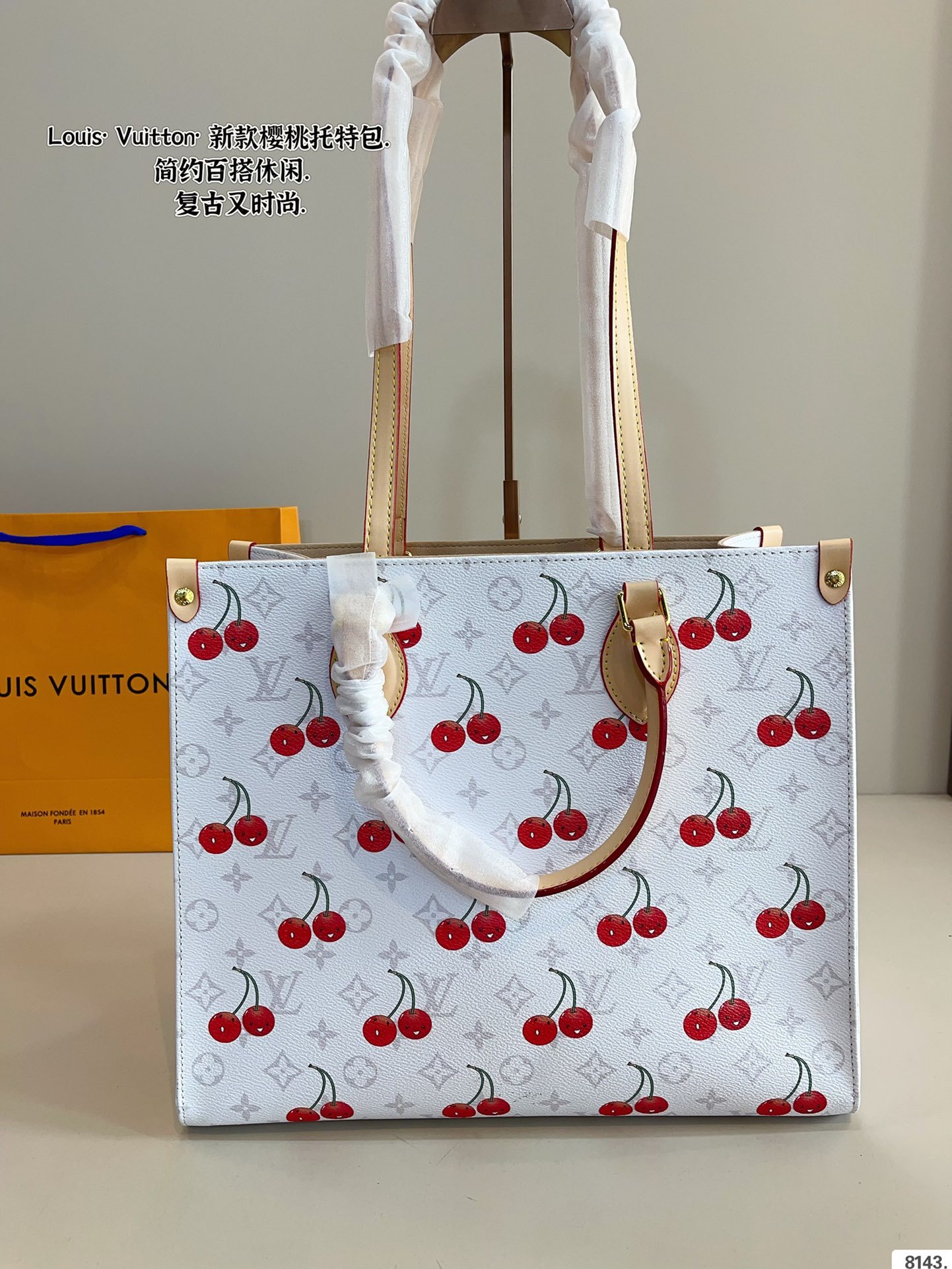 Louis new arrival ONTHEGO tote bag size:35*16*30cm