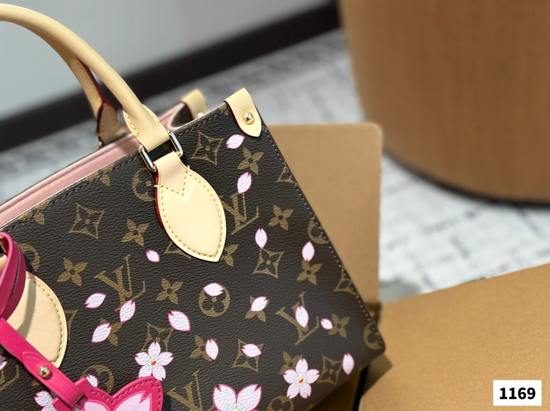 Louis new arrival flower onthego tote bag size:25 cm