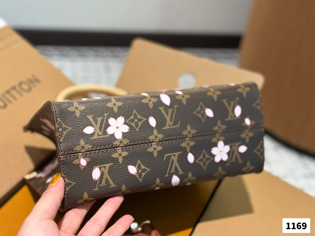 Louis new arrival flower onthego tote bag size:25 cm