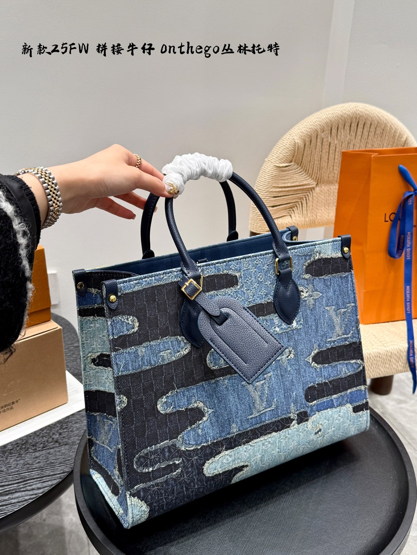 Louis new arrival onthego tote bag size:35 * 28cm