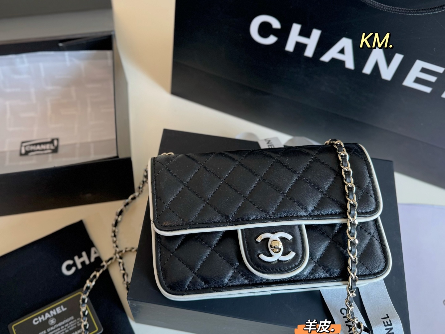 cc-new-arrival-25p-woc-chain-bag-size-20-13-cm-7135