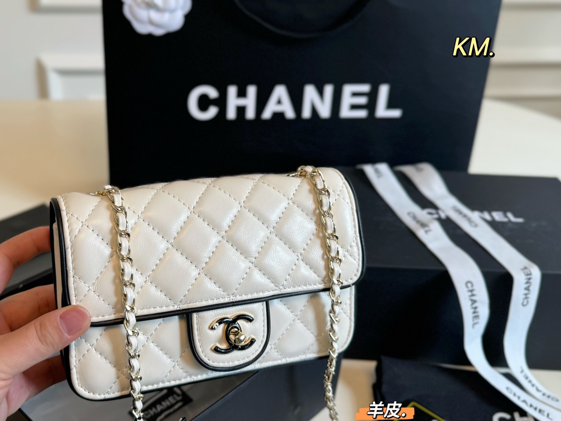 cc-new-arrival-25p-woc-chain-bag-size-20-13-cm-7135