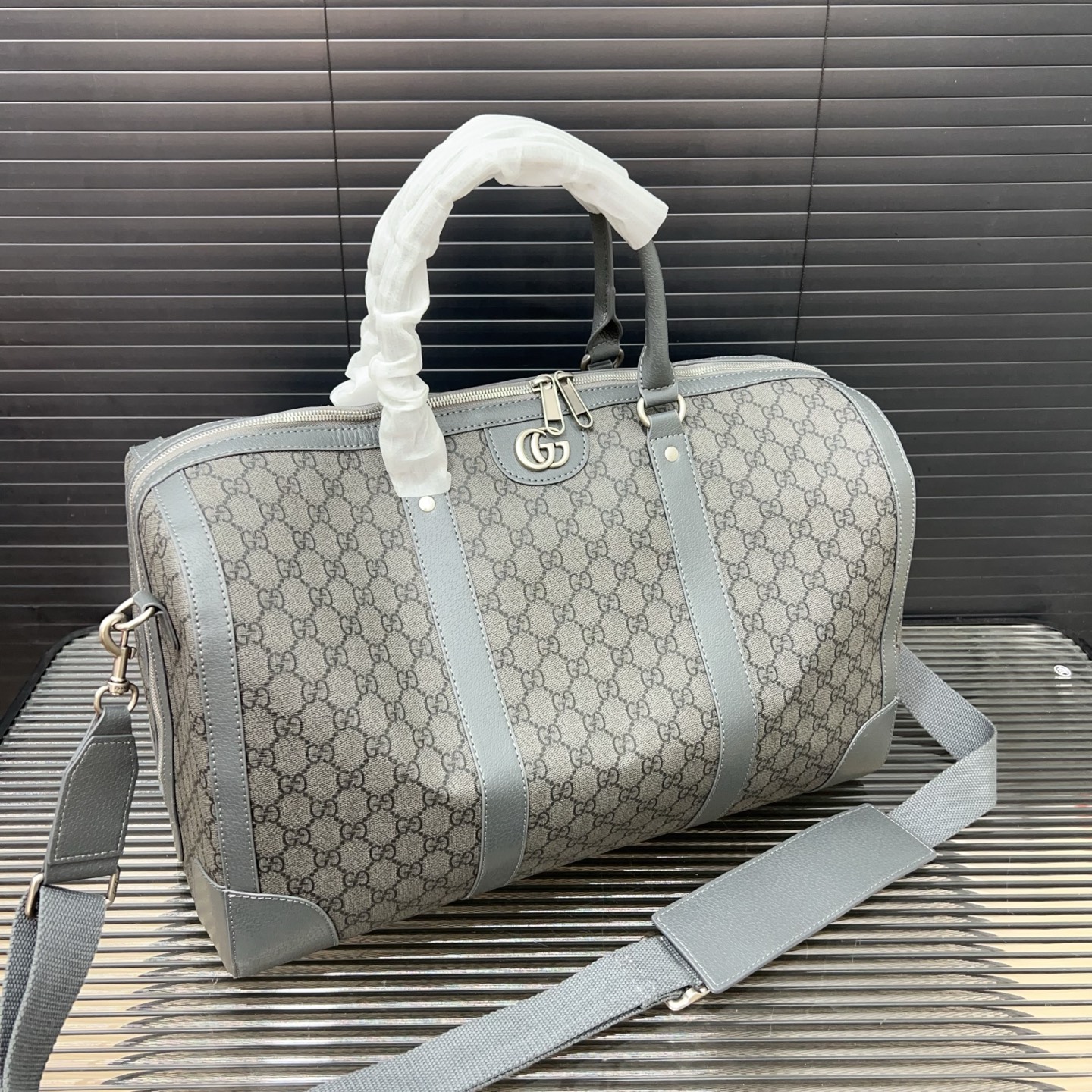 gg-new-arrival-ophidia-travel-bag-size-45-28-cm-8219