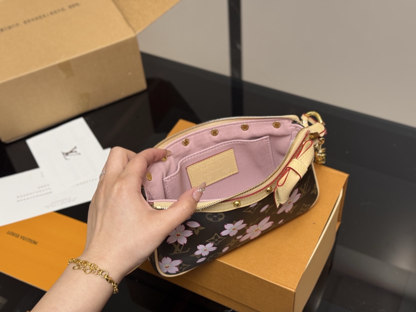 louis-new-arrival-chain-bag-008-size-21-12cm-6007