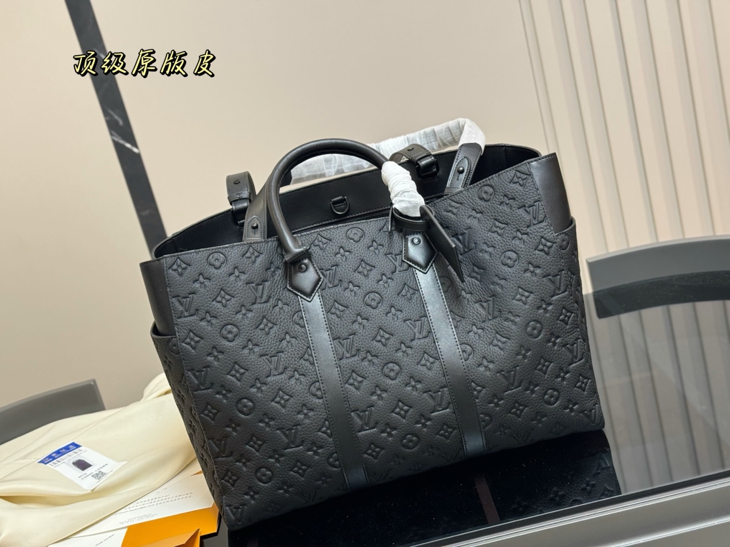 Louis new arrival sac plat tote bag size: 42 * 32cm