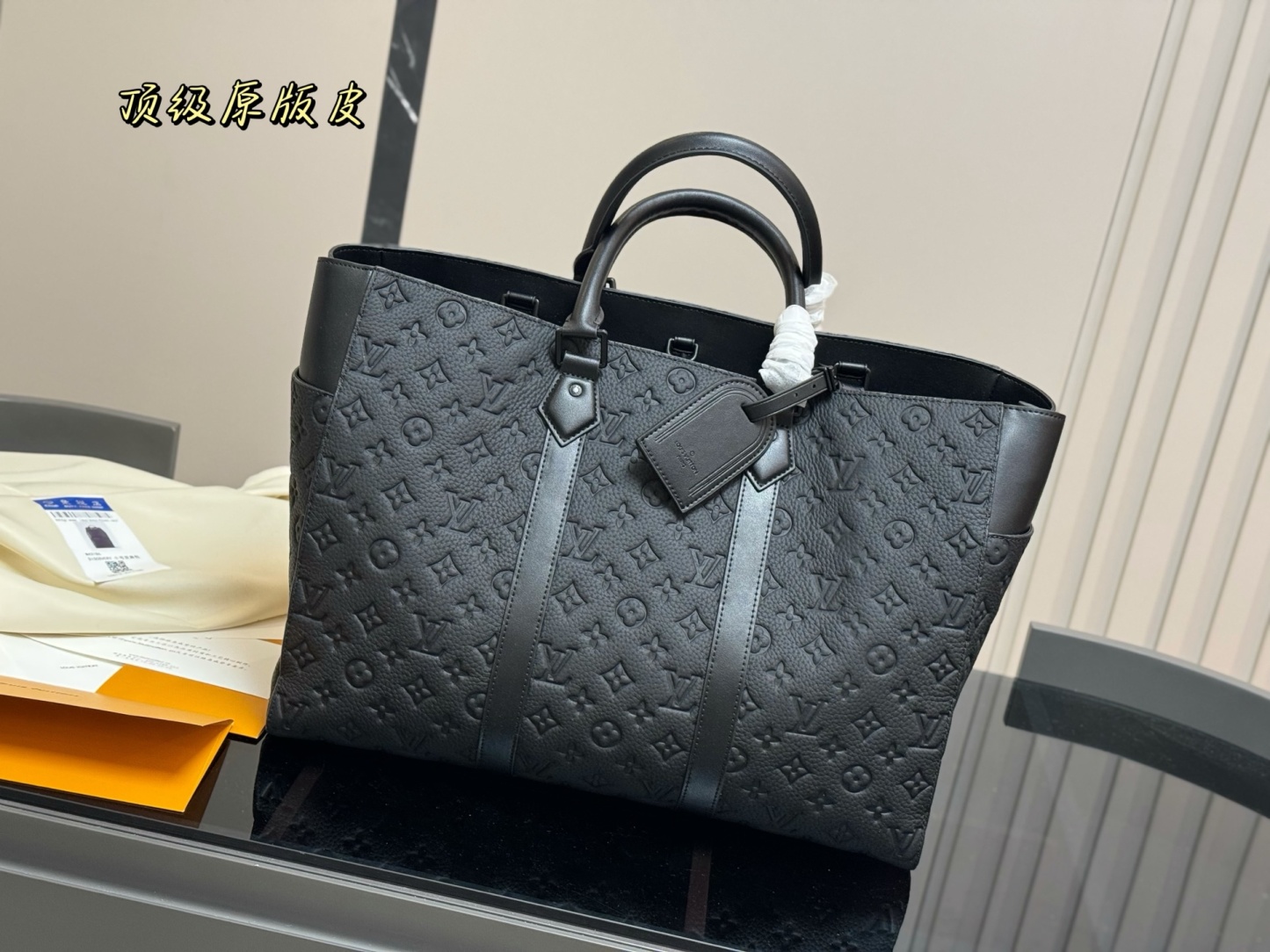 Louis new arrival sac plat tote bag size: 42 * 32cm