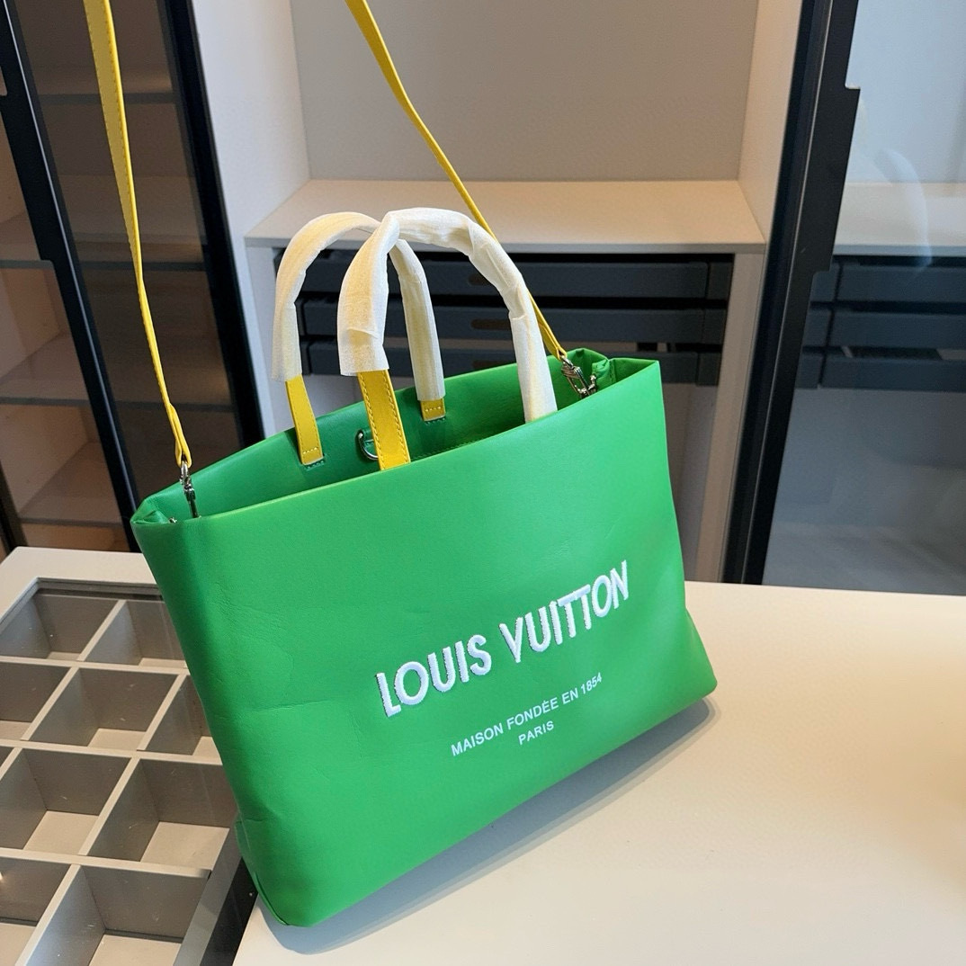 louis-new-arrival-sopper-tote-bag-1841