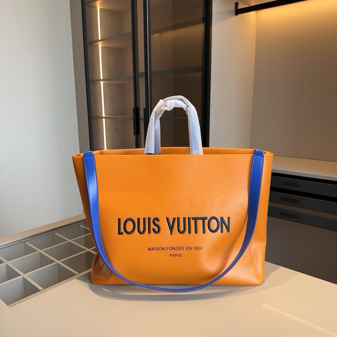 louis-new-arrival-sopper-tote-bag-1841