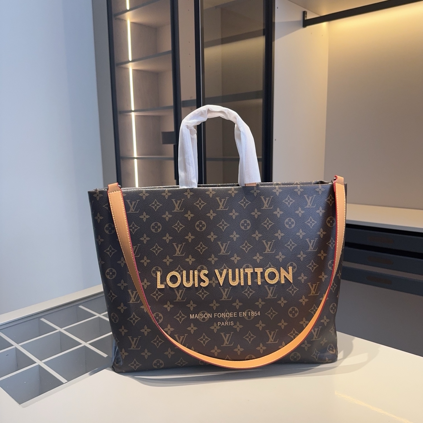 louis-new-arrival-sopper-tote-bag-1841