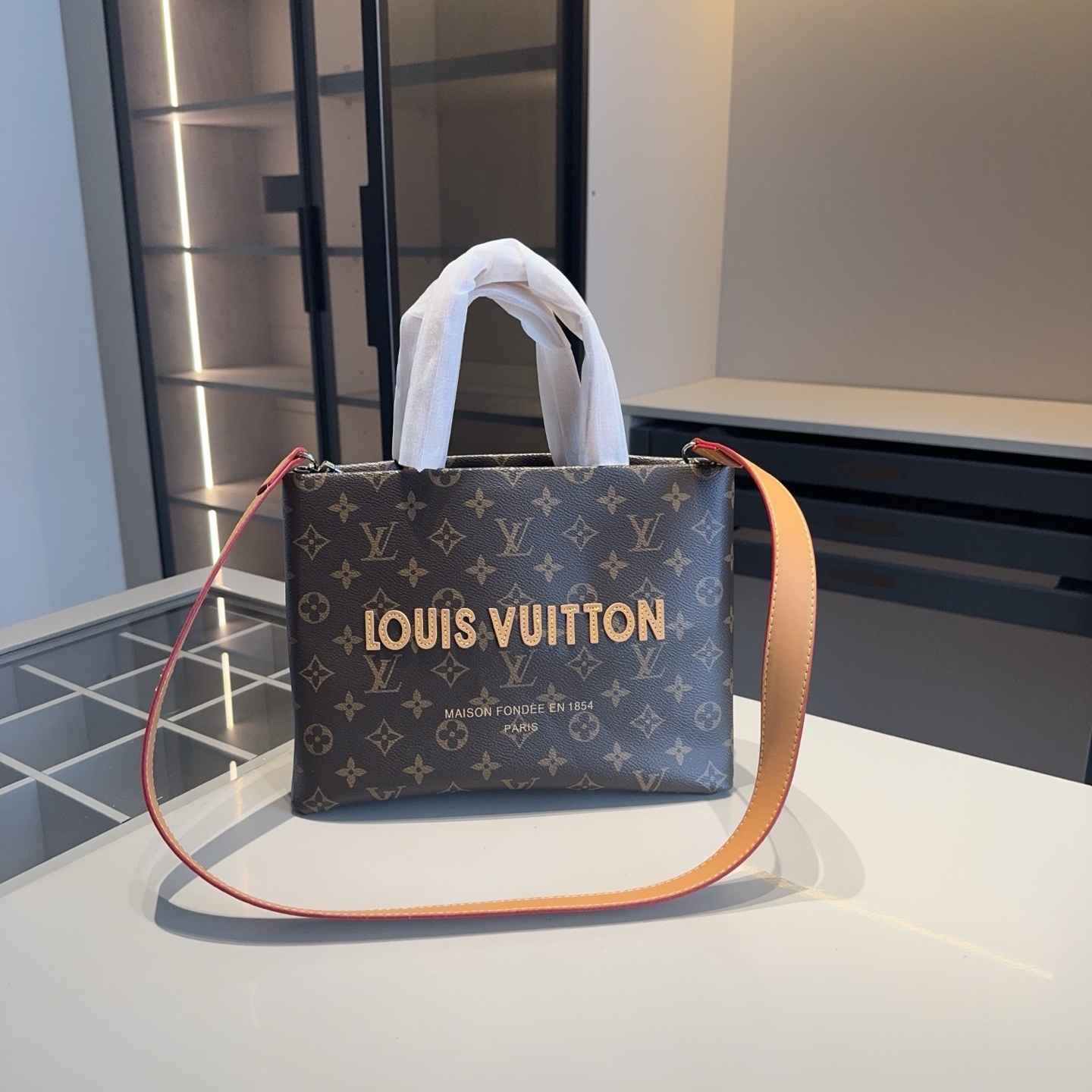 louis-new-arrival-sopper-tote-bag-1841