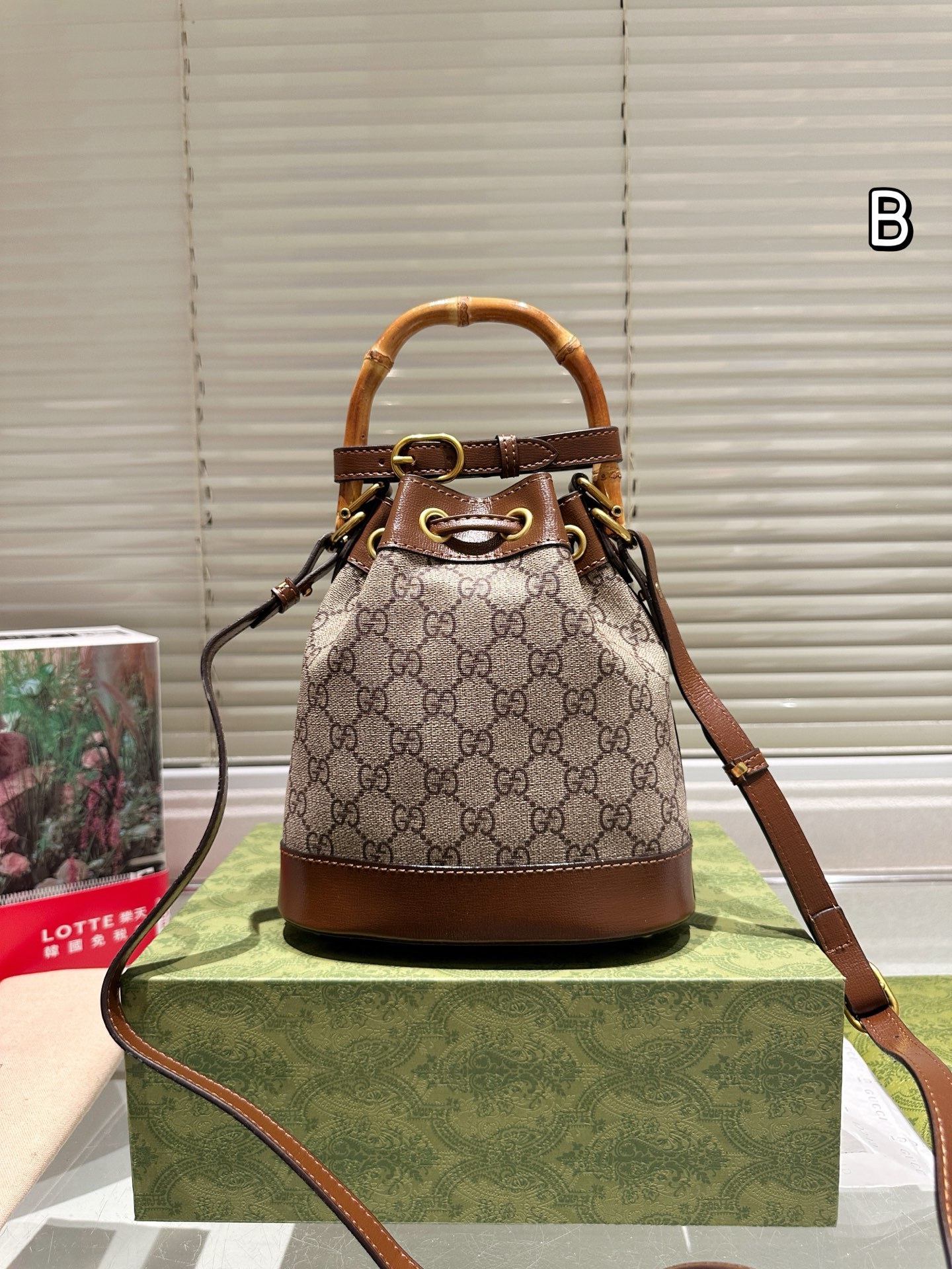 gg-new-arrival-bamboo-bucket-bag-size-19-12-cm-2362