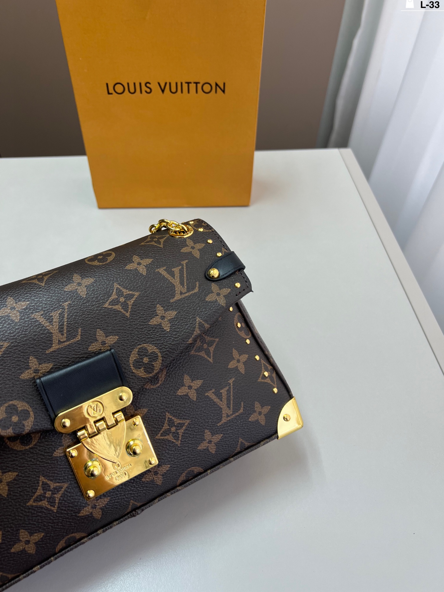 louis-new-arrival-trunkie-bag-size-26-15-cm-2326