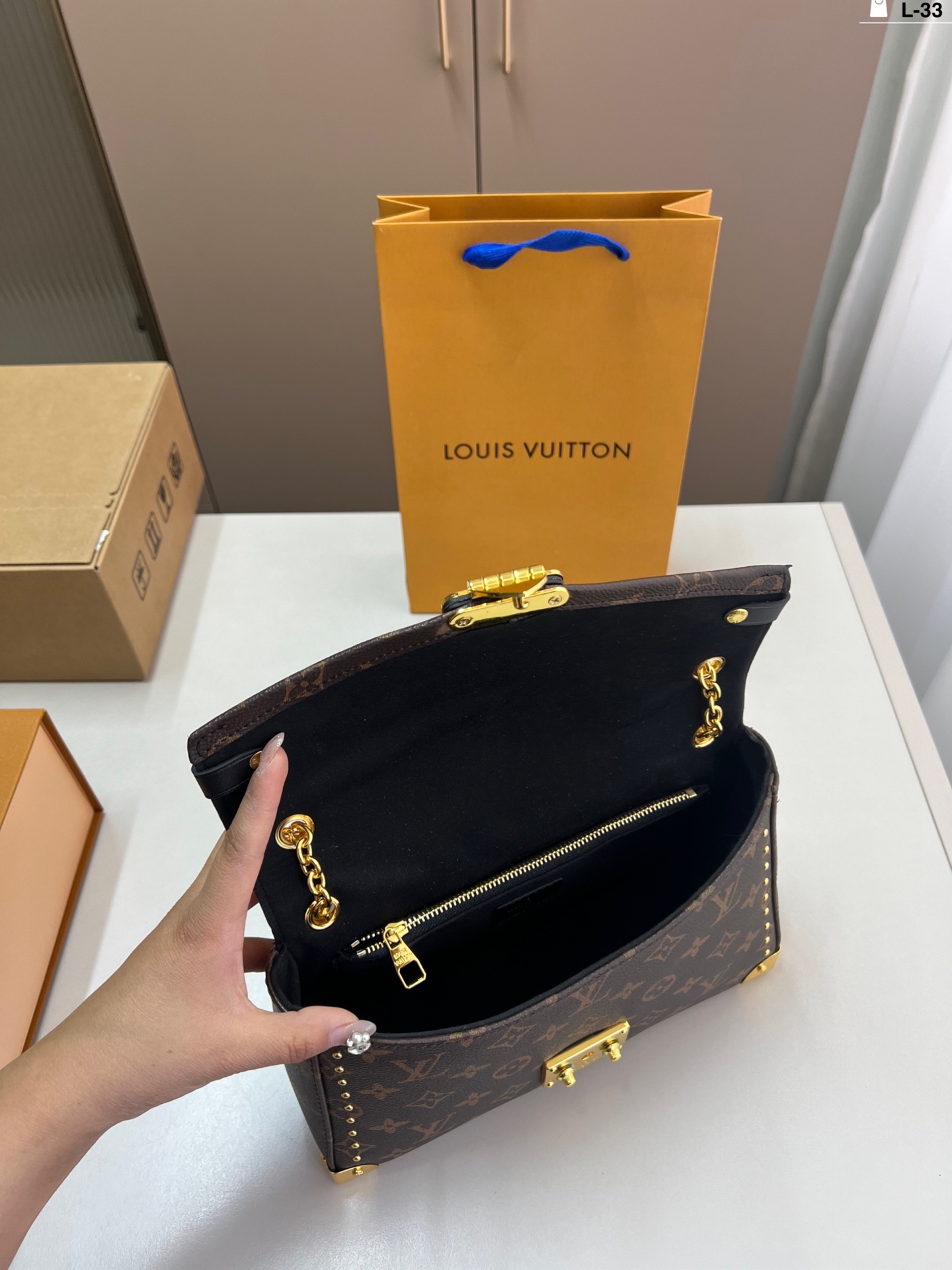 louis-new-arrival-trunkie-bag-size-26-15-cm-2326