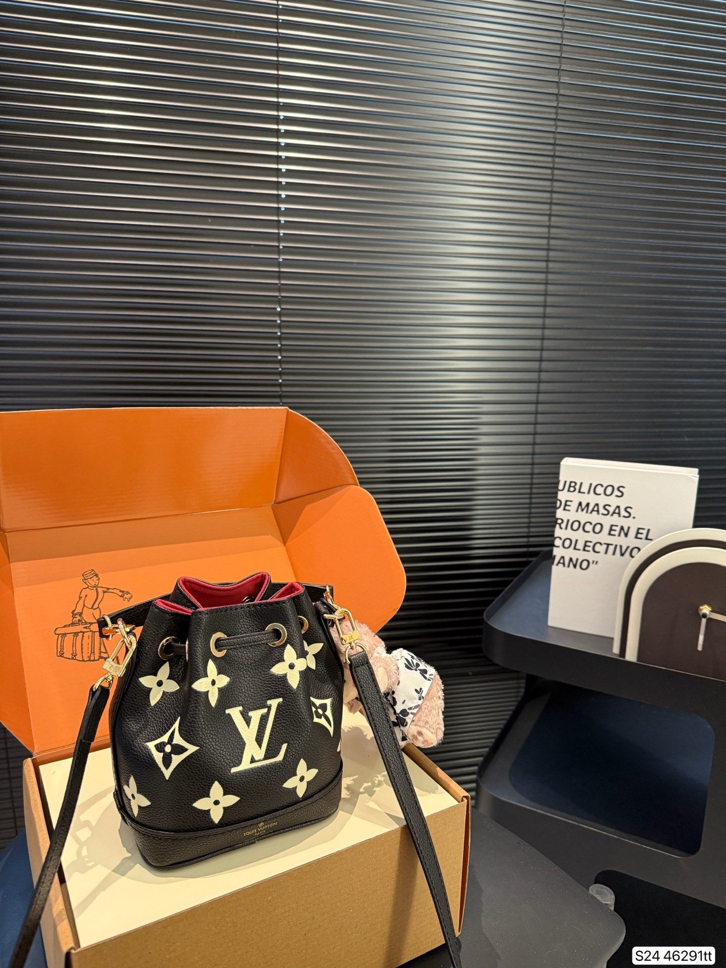 Louis new arrival bucket bag 46291 size: 13*15 cm